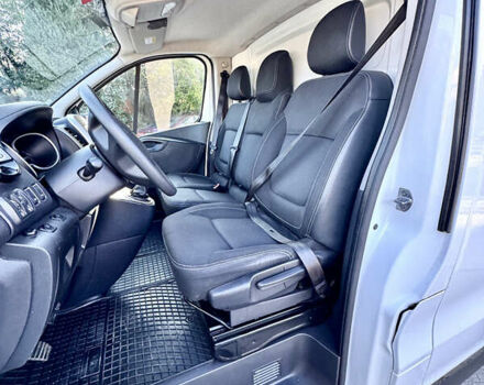 Белый Рено Трафик, объемом двигателя 2 л и пробегом 182 тыс. км за 17673 $, фото 26 на Automoto.ua