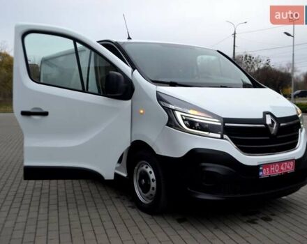 Белый Рено Трафик, объемом двигателя 2 л и пробегом 236 тыс. км за 16900 $, фото 120 на Automoto.ua
