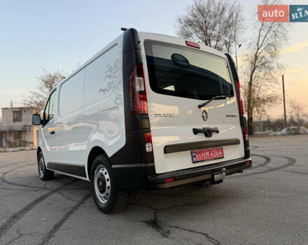 Белый Рено Трафик, объемом двигателя 2 л и пробегом 130 тыс. км за 18999 $, фото 21 на Automoto.ua
