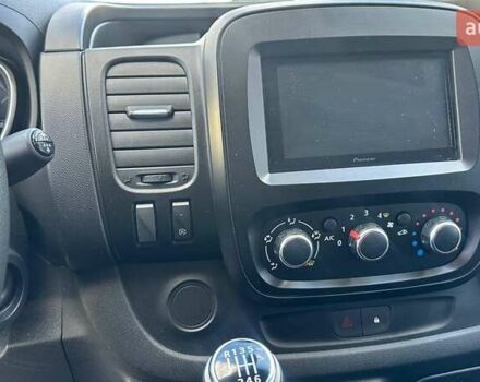 Білий Рено Трафік, об'ємом двигуна 2 л та пробігом 14 тис. км за 21700 $, фото 11 на Automoto.ua