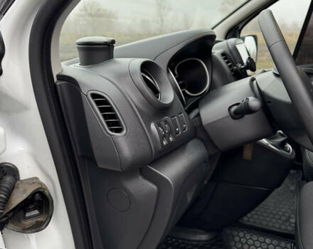 Білий Рено Трафік, об'ємом двигуна 2 л та пробігом 116 тис. км за 19450 $, фото 72 на Automoto.ua