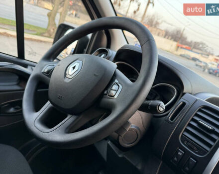 Белый Рено Трафик, объемом двигателя 2 л и пробегом 130 тыс. км за 18999 $, фото 52 на Automoto.ua