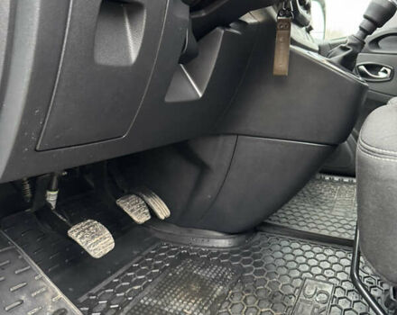 Білий Рено Трафік, об'ємом двигуна 2 л та пробігом 116 тис. км за 19450 $, фото 82 на Automoto.ua