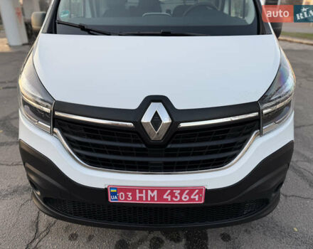 Белый Рено Трафик, объемом двигателя 2 л и пробегом 130 тыс. км за 18999 $, фото 31 на Automoto.ua