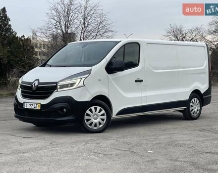 Белый Рено Трафик, объемом двигателя 2 л и пробегом 251 тыс. км за 17500 $, фото 9 на Automoto.ua