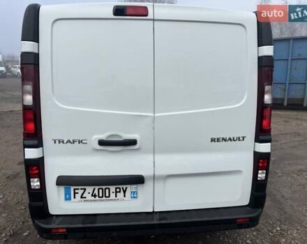 Белый Рено Трафик, объемом двигателя 2 л и пробегом 226 тыс. км за 16599 $, фото 3 на Automoto.ua