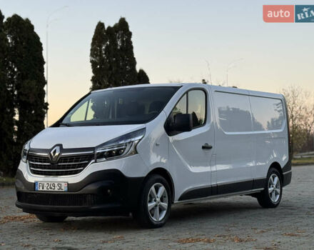 Белый Рено Трафик, объемом двигателя 2 л и пробегом 96 тыс. км за 19500 $, фото 17 на Automoto.ua