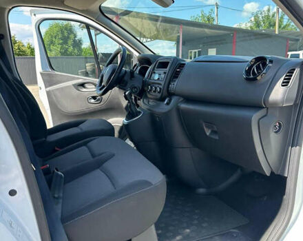 Білий Рено Трафік, об'ємом двигуна 2 л та пробігом 100 тис. км за 21400 $, фото 17 на Automoto.ua