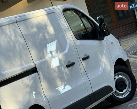 Белый Рено Трафик, объемом двигателя 2 л и пробегом 115 тыс. км за 19500 $, фото 36 на Automoto.ua