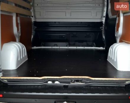 Белый Рено Трафик, объемом двигателя 2 л и пробегом 236 тыс. км за 16900 $, фото 153 на Automoto.ua