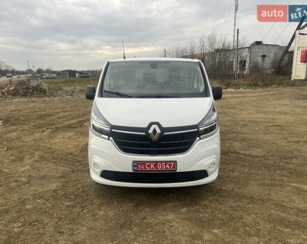 Білий Рено Трафік, об'ємом двигуна 2 л та пробігом 150 тис. км за 16950 $, фото 2 на Automoto.ua