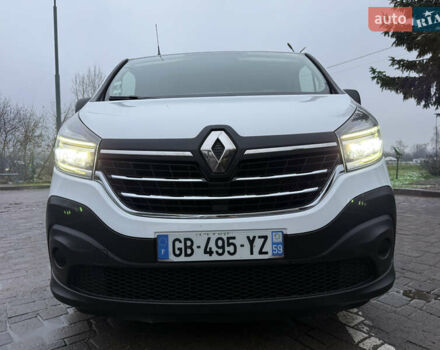 Белый Рено Трафик, объемом двигателя 2 л и пробегом 259 тыс. км за 16400 $, фото 29 на Automoto.ua