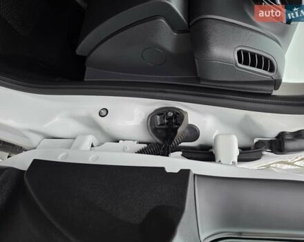 Белый Рено Трафик, объемом двигателя 2 л и пробегом 204 тыс. км за 18700 $, фото 26 на Automoto.ua