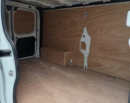 Белый Рено Трафик, объемом двигателя 2 л и пробегом 204 тыс. км за 18700 $, фото 33 на Automoto.ua