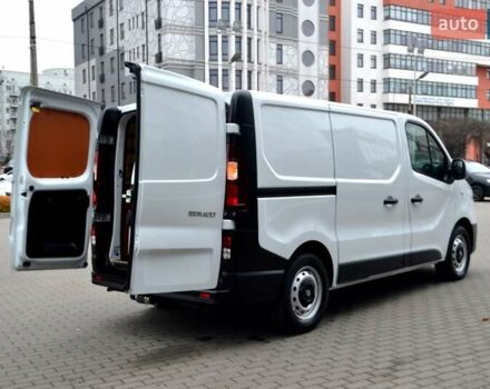 Белый Рено Трафик, объемом двигателя 2 л и пробегом 236 тыс. км за 16900 $, фото 139 на Automoto.ua