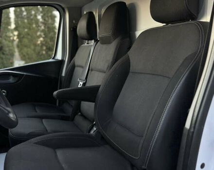 Белый Рено Трафик, объемом двигателя 2 л и пробегом 96 тыс. км за 19500 $, фото 23 на Automoto.ua