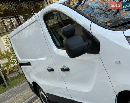 Белый Рено Трафик, объемом двигателя 2 л и пробегом 112 тыс. км за 17850 $, фото 9 на Automoto.ua