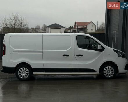Белый Рено Трафик, объемом двигателя 2 л и пробегом 217 тыс. км за 18800 $, фото 45 на Automoto.ua