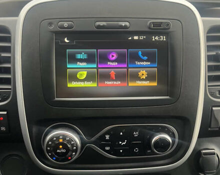 Білий Рено Трафік, об'ємом двигуна 2 л та пробігом 150 тис. км за 16950 $, фото 25 на Automoto.ua