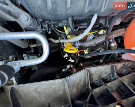 Белый Рено Трафик, объемом двигателя 2 л и пробегом 182 тыс. км за 17673 $, фото 68 на Automoto.ua