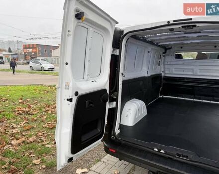 Белый Рено Трафик, объемом двигателя 2 л и пробегом 166 тыс. км за 19700 $, фото 42 на Automoto.ua
