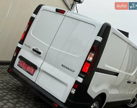 Белый Рено Трафик, объемом двигателя 2 л и пробегом 116 тыс. км за 17700 $, фото 35 на Automoto.ua