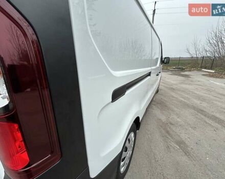 Белый Рено Трафик, объемом двигателя 2 л и пробегом 189 тыс. км за 17900 $, фото 45 на Automoto.ua