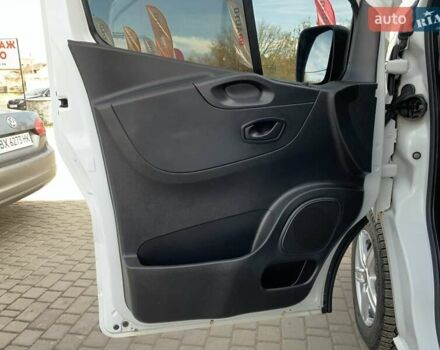 Білий Рено Трафік, об'ємом двигуна 2 л та пробігом 209 тис. км за 16955 $, фото 24 на Automoto.ua
