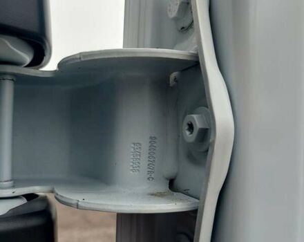 Білий Рено Трафік, об'ємом двигуна 2 л та пробігом 187 тис. км за 16700 $, фото 31 на Automoto.ua