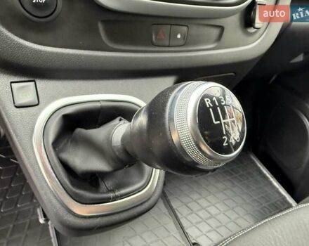 Белый Рено Трафик, объемом двигателя 2 л и пробегом 166 тыс. км за 19700 $, фото 19 на Automoto.ua