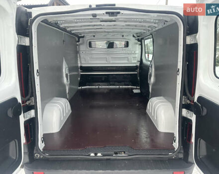 Білий Рено Трафік, об'ємом двигуна 2 л та пробігом 140 тис. км за 17500 $, фото 40 на Automoto.ua