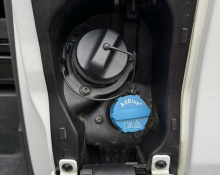 Білий Рено Трафік, об'ємом двигуна 2 л та пробігом 116 тис. км за 19450 $, фото 91 на Automoto.ua