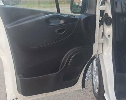 Белый Рено Трафик, объемом двигателя 2 л и пробегом 109 тыс. км за 19777 $, фото 36 на Automoto.ua