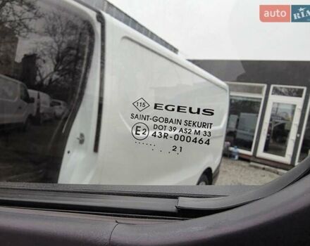 Белый Рено Трафик, объемом двигателя 2 л и пробегом 204 тыс. км за 18700 $, фото 16 на Automoto.ua