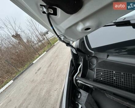 Белый Рено Трафик, объемом двигателя 2 л и пробегом 189 тыс. км за 17900 $, фото 37 на Automoto.ua