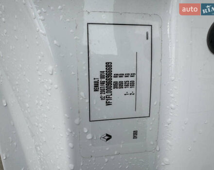 Белый Рено Трафик, объемом двигателя 2 л и пробегом 76 тыс. км за 17700 $, фото 26 на Automoto.ua