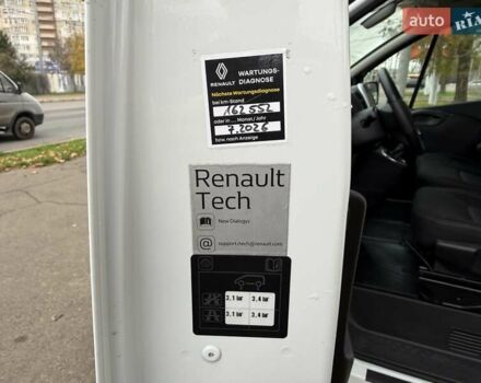 Белый Рено Трафик, объемом двигателя 2 л и пробегом 166 тыс. км за 19700 $, фото 12 на Automoto.ua