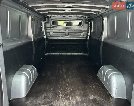 Білий Рено Трафік, об'ємом двигуна 2 л та пробігом 98 тис. км за 20500 $, фото 26 на Automoto.ua