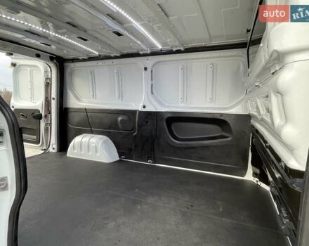 Белый Рено Трафик, объемом двигателя 2 л и пробегом 251 тыс. км за 17500 $, фото 18 на Automoto.ua