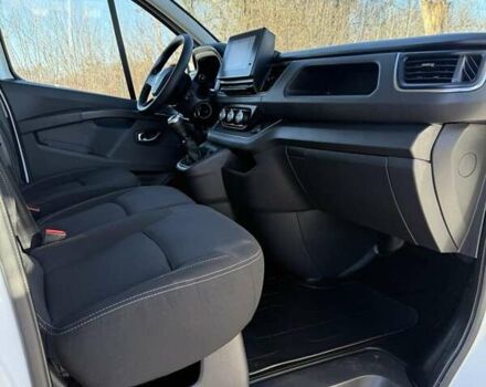 Белый Рено Трафик, объемом двигателя 2 л и пробегом 81 тыс. км за 22500 $, фото 29 на Automoto.ua