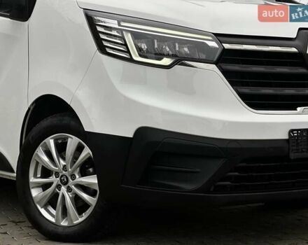 Белый Рено Трафик, объемом двигателя 2 л и пробегом 106 тыс. км за 23800 $, фото 10 на Automoto.ua