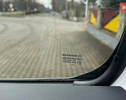 Белый Рено Трафик, объемом двигателя 2 л и пробегом 261 тыс. км за 19800 $, фото 14 на Automoto.ua