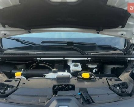 Белый Рено Трафик, объемом двигателя 2 л и пробегом 120 тыс. км за 19800 $, фото 16 на Automoto.ua