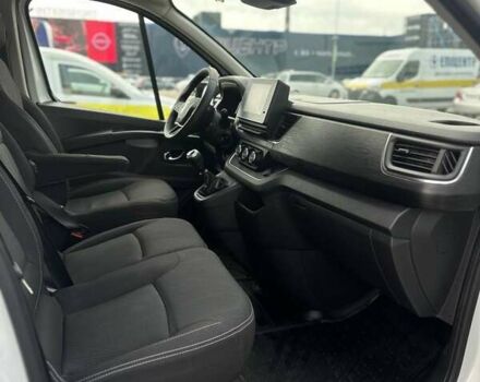 Белый Рено Трафик, объемом двигателя 2 л и пробегом 168 тыс. км за 24200 $, фото 4 на Automoto.ua