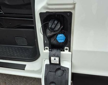 Белый Рено Трафик, объемом двигателя 2 л и пробегом 70 тыс. км за 23900 $, фото 126 на Automoto.ua