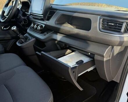 Белый Рено Трафик, объемом двигателя 2 л и пробегом 81 тыс. км за 22500 $, фото 41 на Automoto.ua