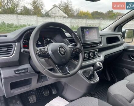 Белый Рено Трафик, объемом двигателя 2 л и пробегом 200 тыс. км за 20700 $, фото 25 на Automoto.ua