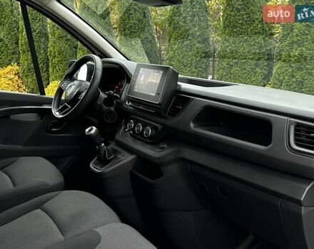 Белый Рено Трафик, объемом двигателя 2 л и пробегом 106 тыс. км за 23800 $, фото 45 на Automoto.ua