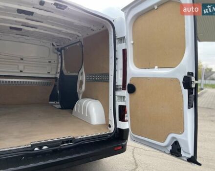 Белый Рено Трафик, объемом двигателя 2 л и пробегом 200 тыс. км за 20700 $, фото 51 на Automoto.ua