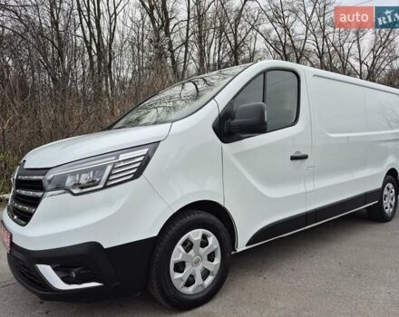 Белый Рено Трафик, объемом двигателя 2 л и пробегом 70 тыс. км за 23900 $, фото 78 на Automoto.ua